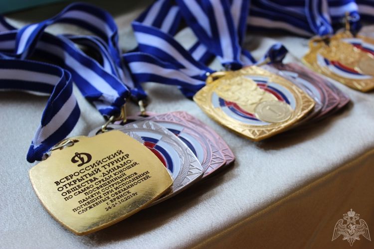 В Брянске Росгвардия провела чемпионат по самбо памяти погибших товарищей