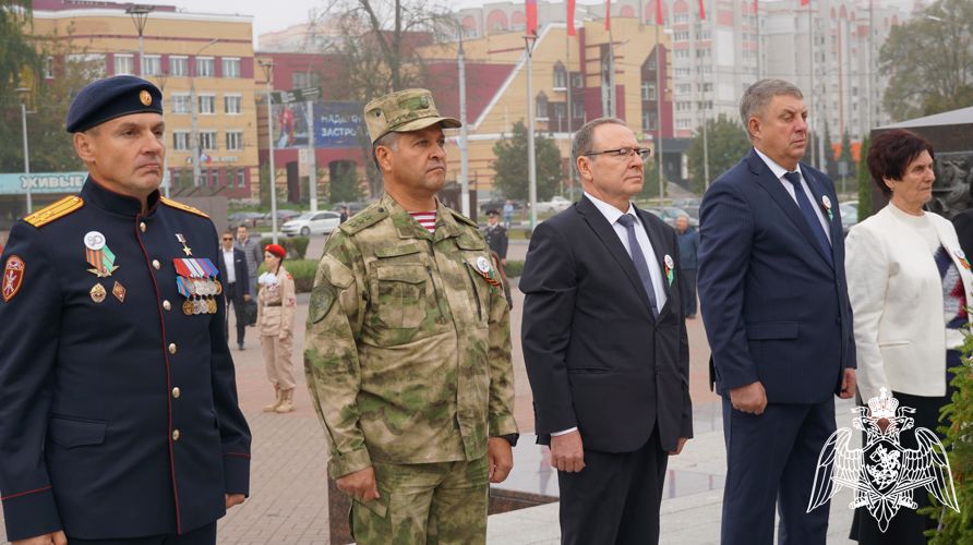 Генерал-полковник Александр Попов принял участие в мероприятиях в честь 80-й годовщины освобождения Брянщины от немецко-фашистских захватчиков