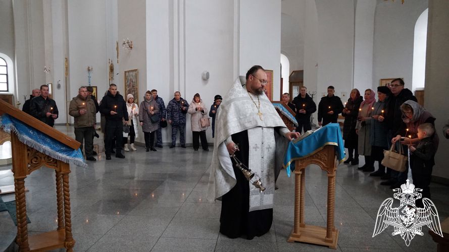 В Управлении Росгвардии по Брянской области прошли мероприятия, посвященные Дню памяти военнослужащих и сотрудников, погибших при исполнении служебного долга
