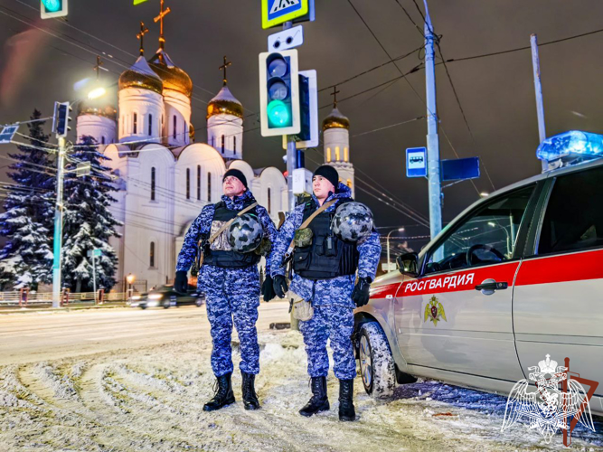 Брянские росгвардейцы обеспечили безопасность граждан во время новогодних праздников