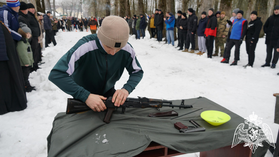 Спортивный праздник прошёл в Управлении Росгвардии по Брянской области