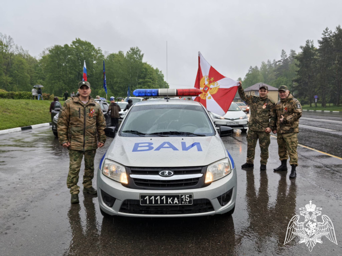 БРЯНСКИЕ РОСГВАРДЕЙЦЫ ПРИСОЕДИНИЛИСЬ К ПАТРИОТИЧЕСКОМУ АВТОПРОБЕГУ