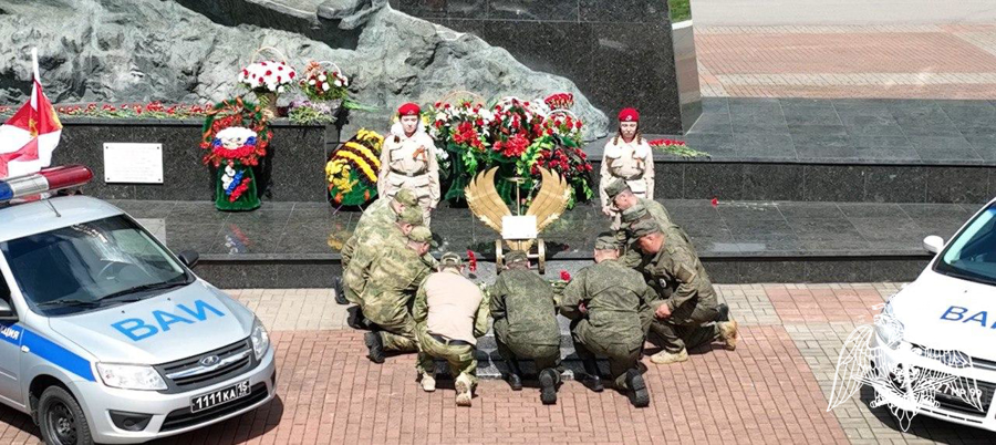 Брянские росгвардейцы почтили память воинов-водителей 