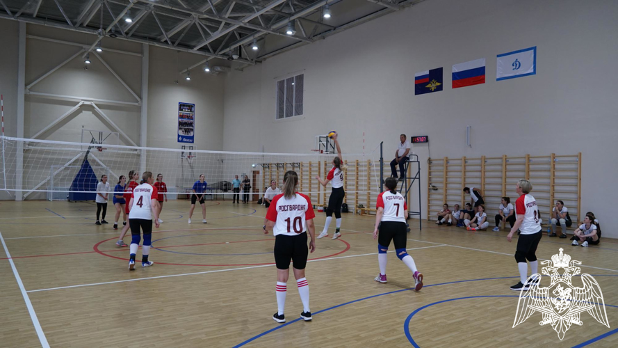 Женская команда Росгвардии стала лучшей в чемпионате «Динамо» по волейболу в Брянске