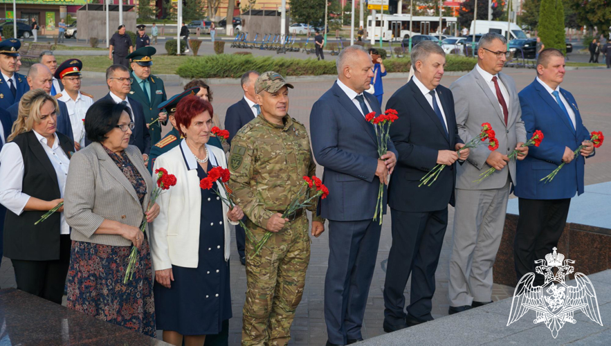 Росгвардейцы почтили память воинов-освободителей