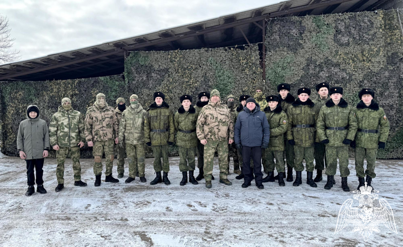На базе ОМОН «Арсенал» прошёл день открытых дверей для школьников