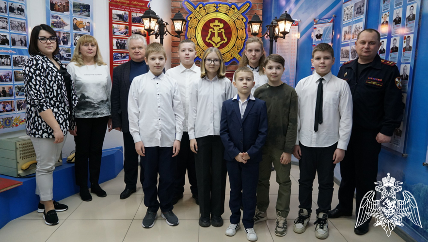 В Брянске прошёл творческий конкурс «Росгвардия глазами детей»