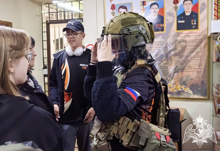 Брянские росгвардейцы продолжают акцию «Каникулы с Росгвардией»