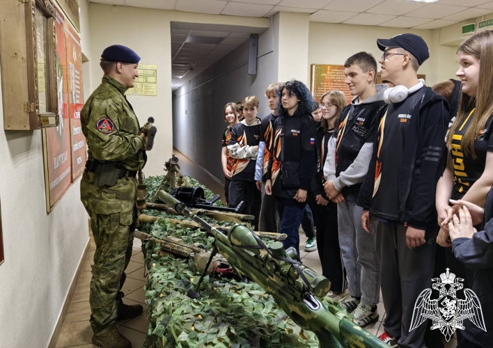 Брянские росгвардейцы продолжают акцию «Каникулы с Росгвардией»