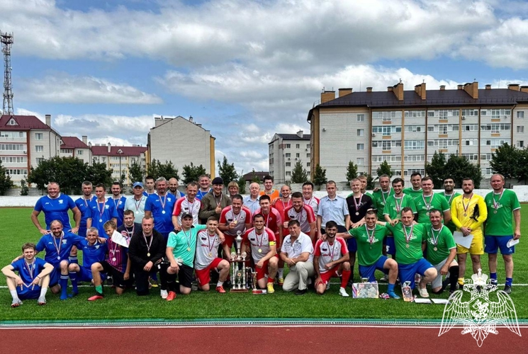 В Брянской области состоялся турнир по футболу, посвященный памяти офицера СОБРа, погибшего при исполнении служебного долга