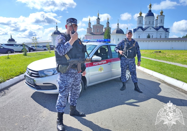 Более 350 раз за неделю росгвардейцы выезжали по сигналу «тревога» в Брянске