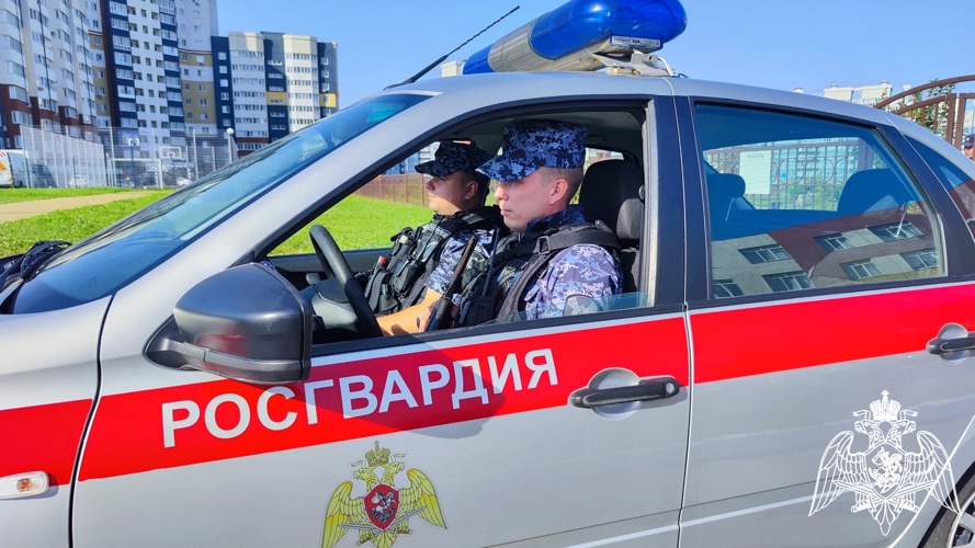 Более 400 раз за неделю росгвардейцы выезжали по сигналу «тревога» в Брянске