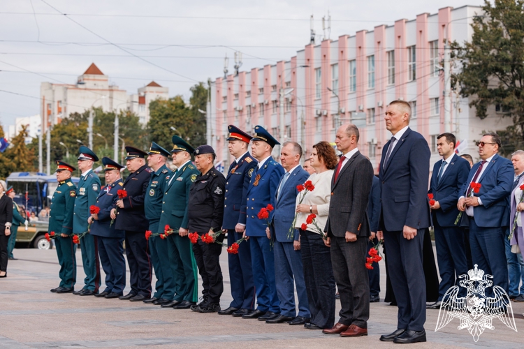 Росгвардейцы приняли участие в праздничных мероприятиях, посвященных освобождению Брянщины от немецко-фашистских захватчиков