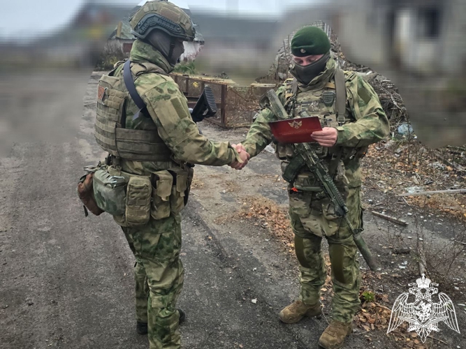 Военнослужащих разведывательных подразделений Росгвардии поздравили с профессиональным праздником 