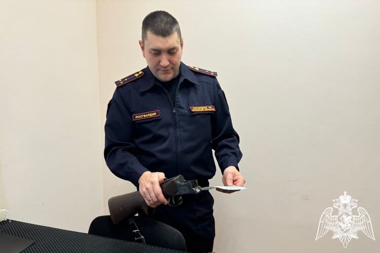 За неделю в Брянской области росгвардейцы проверили 175 владельцев оружия