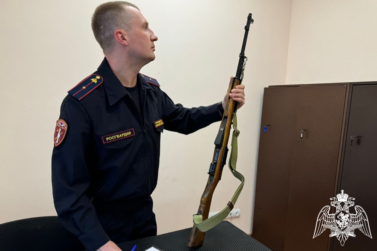 Росгвардейцы проверили более 200 владельцев оружия за неделю в Брянской области