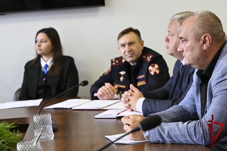 В Правительстве Брянской области прошел «круглый стол» по изменениям в законодательстве, регулирующим частную охранную деятельность